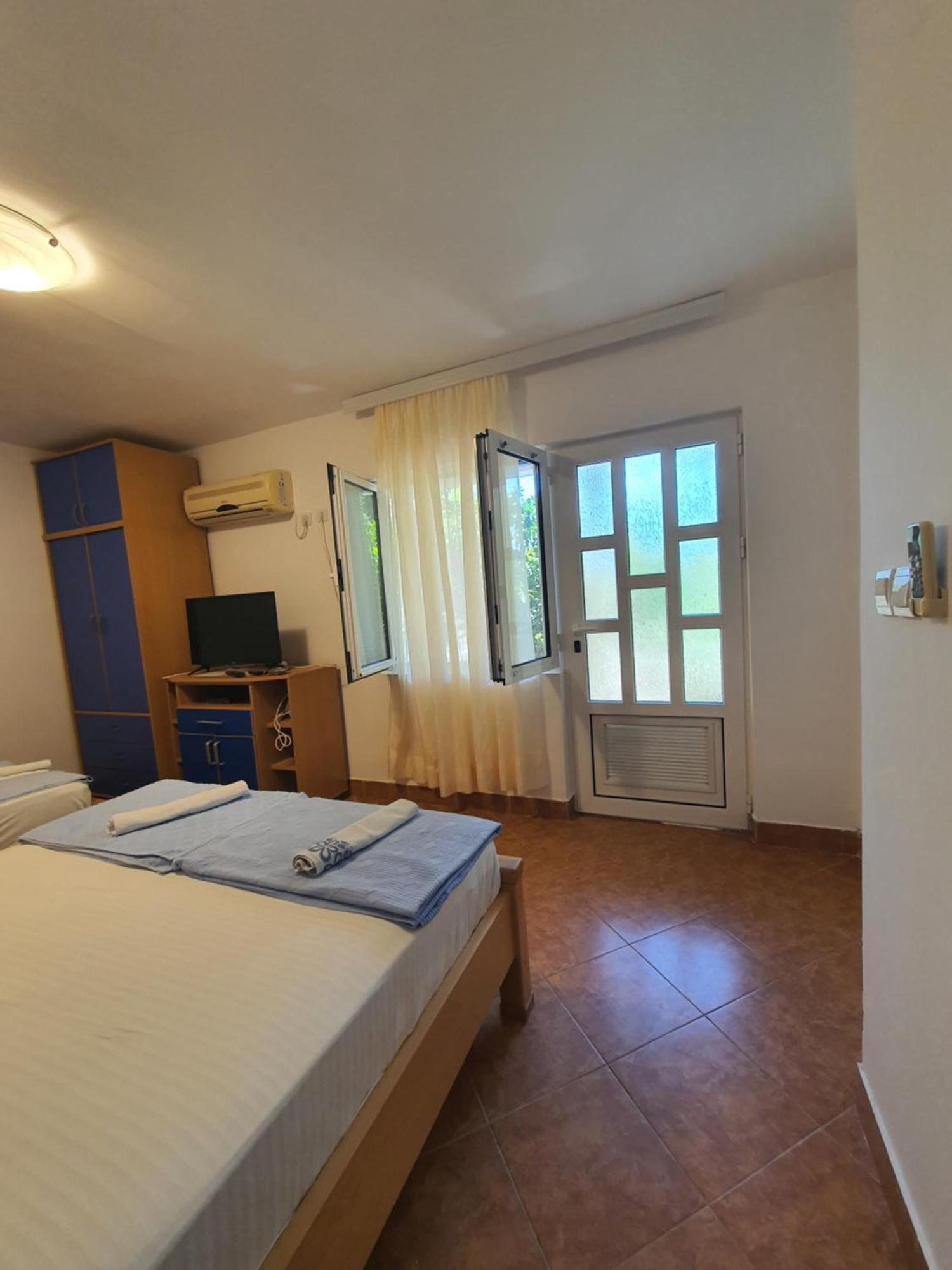 Apartments Petkovic Petrovac Exterior photo