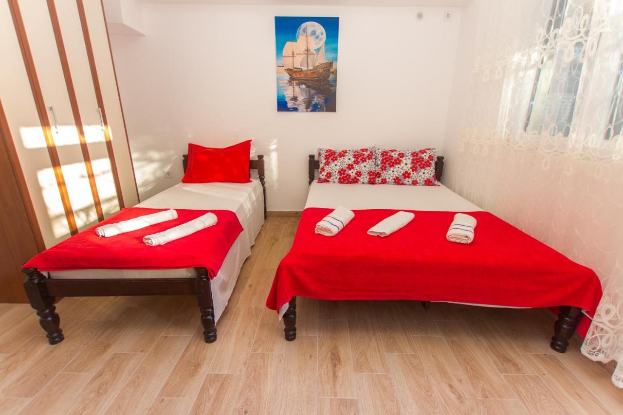 Apartments Petkovic Petrovac Exterior photo
